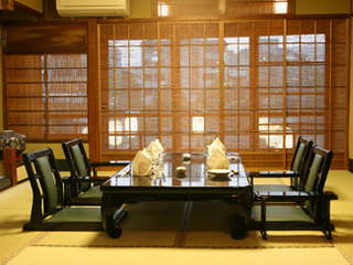 kam0500_s4_1.jpg